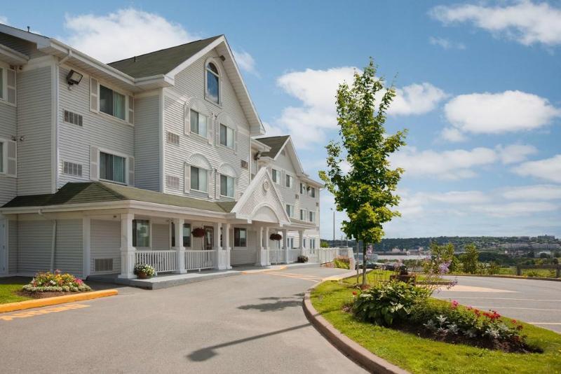 Country Inn & Suites Dartmouth Extérieur photo